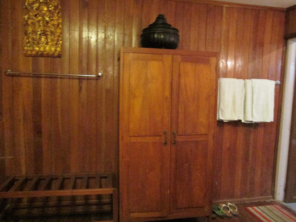 Golden Empress Hotel Nyaung Shwe Room photo