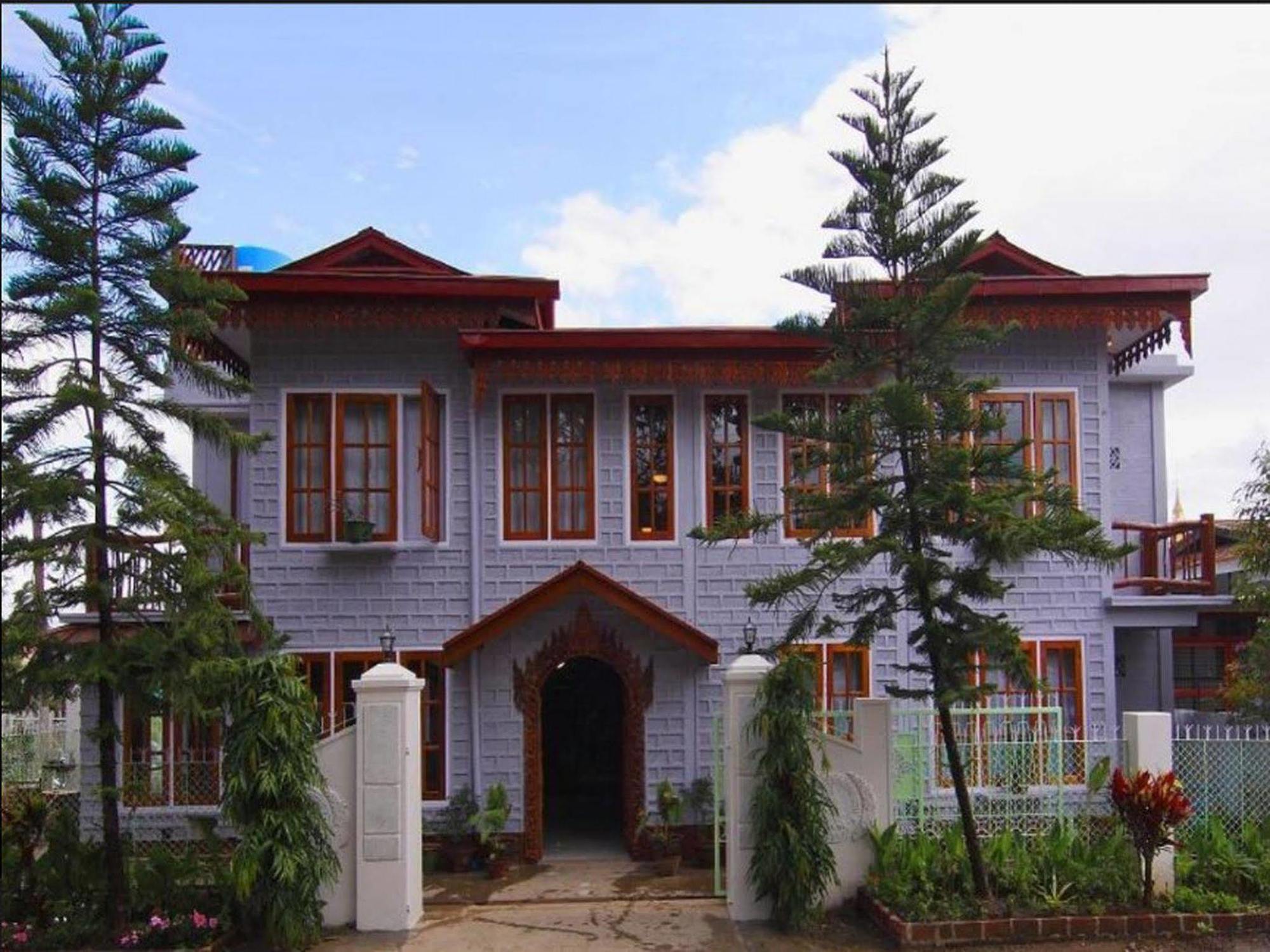 Golden Empress Hotel Nyaung Shwe Exterior photo
