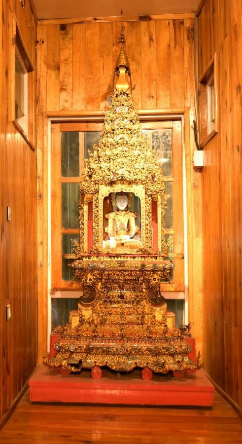 Golden Empress Hotel Nyaung Shwe Exterior photo